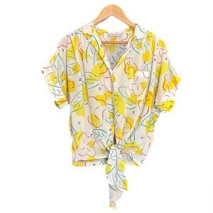 Laura and Jayne lightweight short sleeve tie front button up top